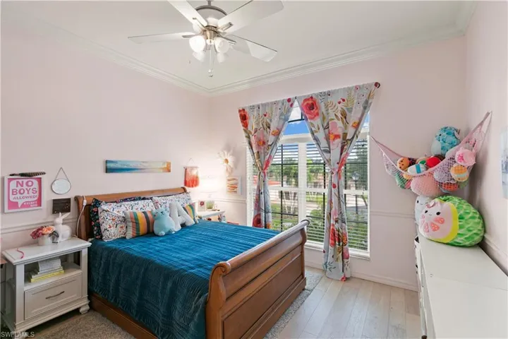 8503  Laurel Lakes  CV, Naples, FL 34119