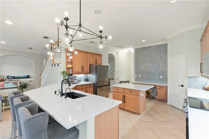 8503  Laurel Lakes  CV, Naples, FL 34119