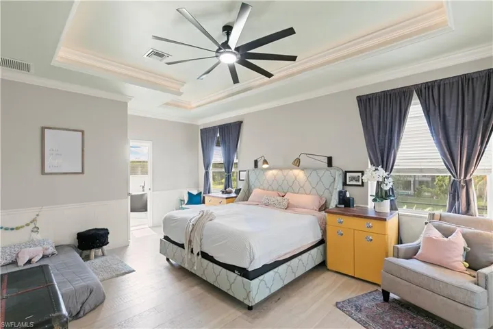8503  Laurel Lakes  CV, Naples, FL 34119