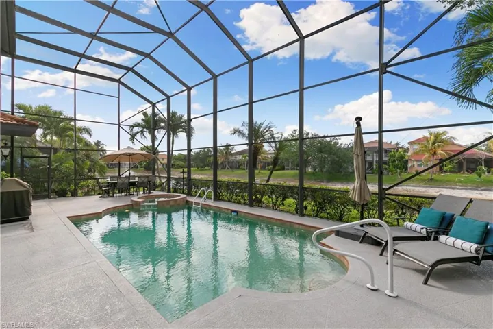8503  Laurel Lakes  CV, Naples, FL 34119