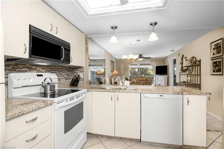 8150  Summerlin Village  CIR, Fort Myers, FL 33919