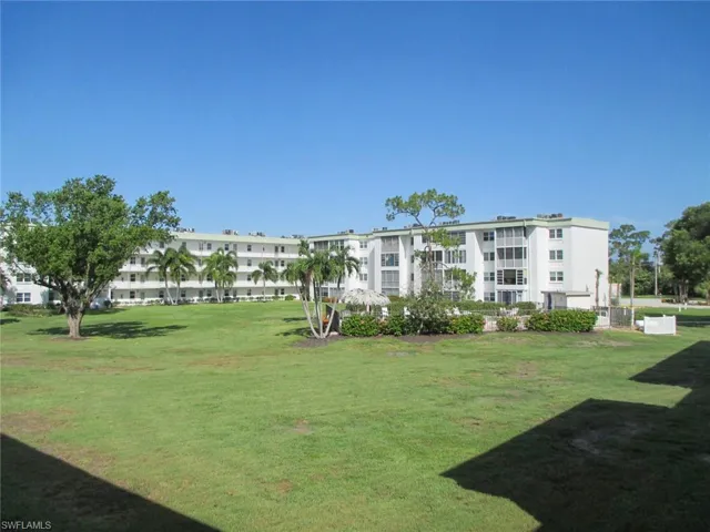 1624 Pine Valley Dr 217, Fort Myers, Florida 33907