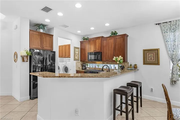 Breakfast bar