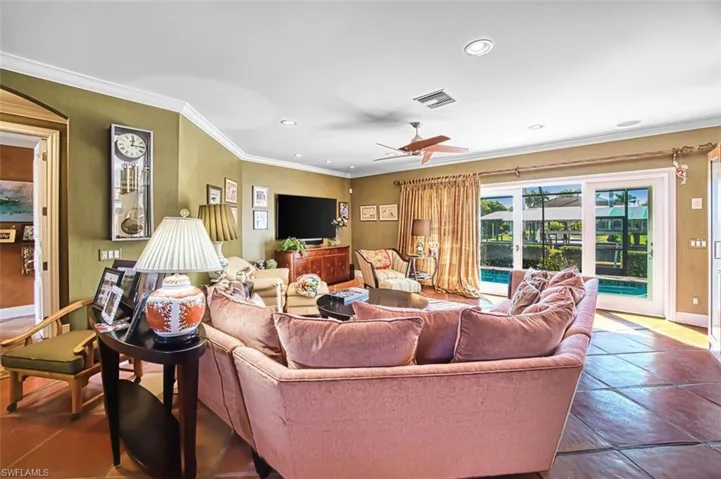 130 Montrose Dr, Fort Myers, Florida 33919