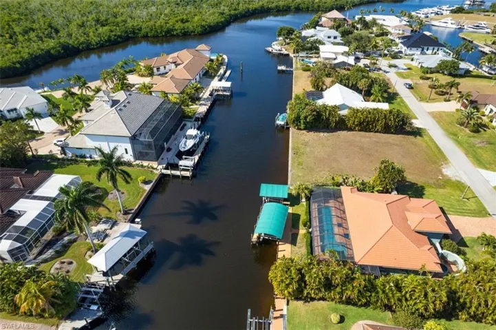130 Montrose Dr, Fort Myers, Florida 33919