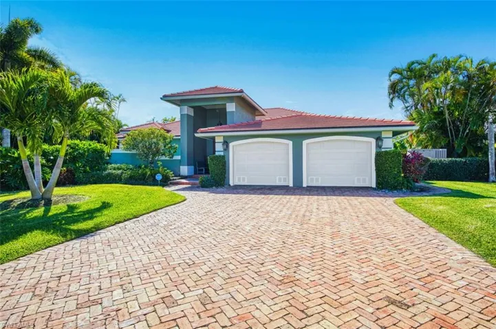 130 Montrose Dr, Fort Myers, Florida 33919