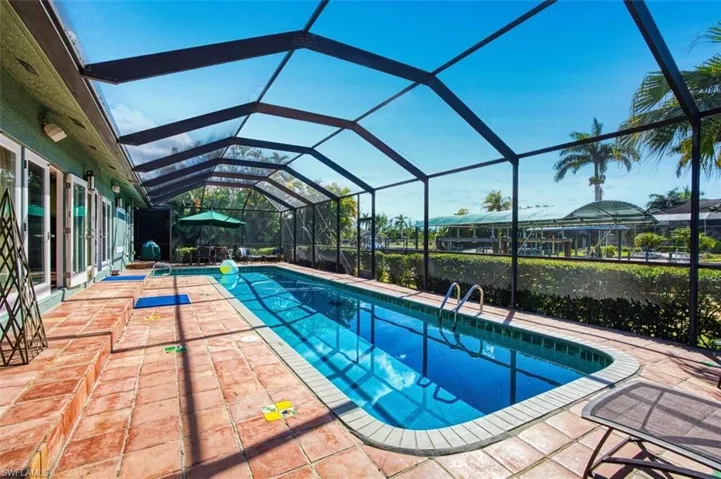 130 Montrose Dr, Fort Myers, Florida 33919