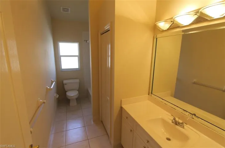 566 110th Ave N, Naples, Florida 34108