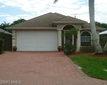 566 110th Ave N, Naples, Florida 34108
