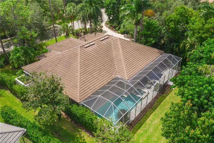 2271  Hawksridge  DR, Naples, FL 34105