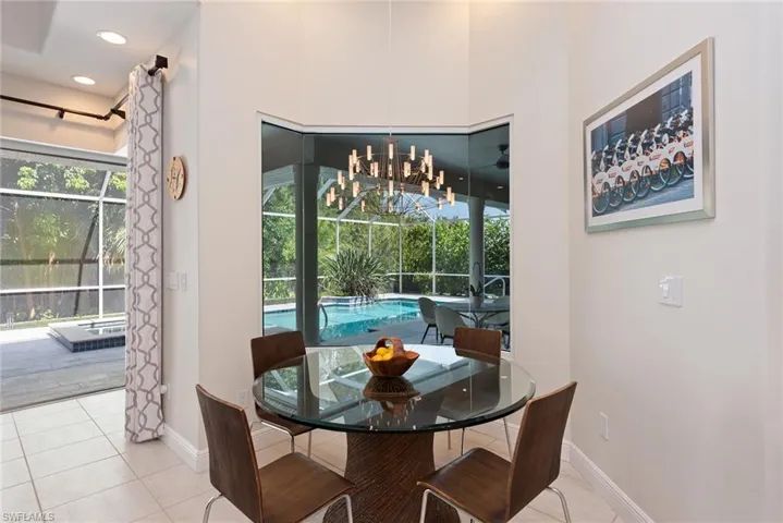 2271  Hawksridge  DR, Naples, FL 34105