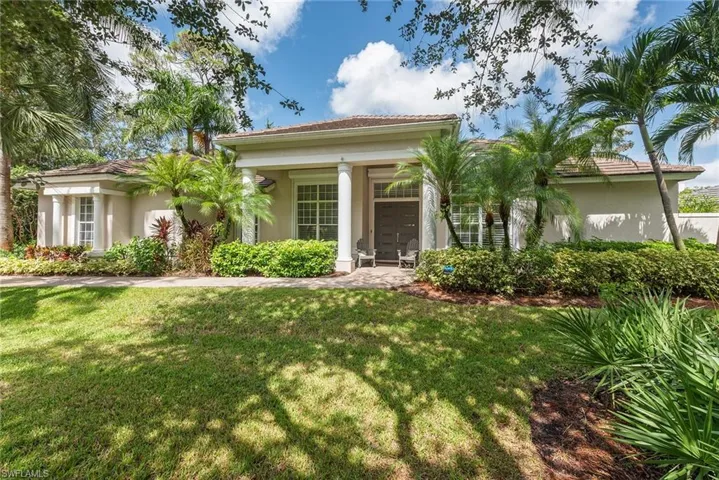 2271  Hawksridge  DR, Naples, FL 34105