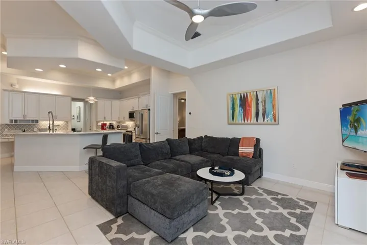 2271  Hawksridge  DR, Naples, FL 34105