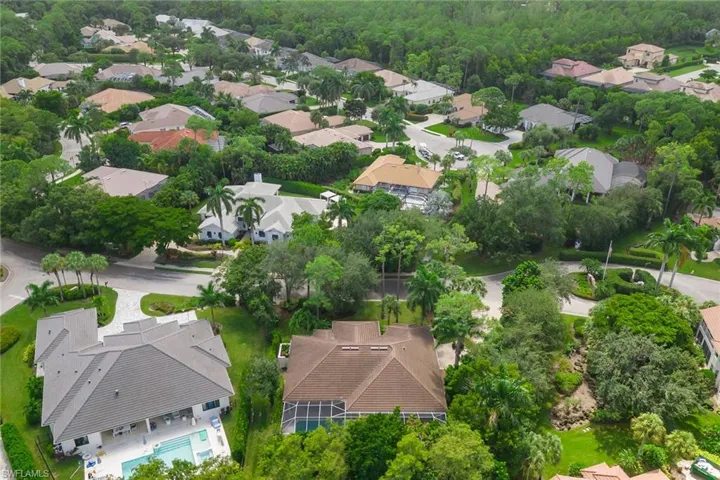 2271  Hawksridge  DR, Naples, FL 34105