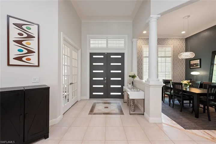 2271  Hawksridge  DR, Naples, FL 34105