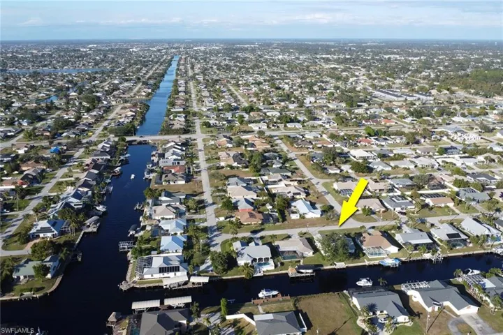 2110 SE 10th  TER, Cape Coral, FL 33990