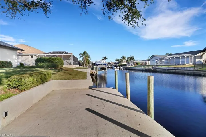 2110 SE 10th  TER, Cape Coral, FL 33990