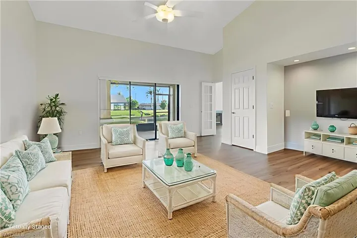 2110 SE 10th  TER, Cape Coral, FL 33990