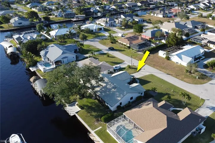 2110 SE 10th  TER, Cape Coral, FL 33990