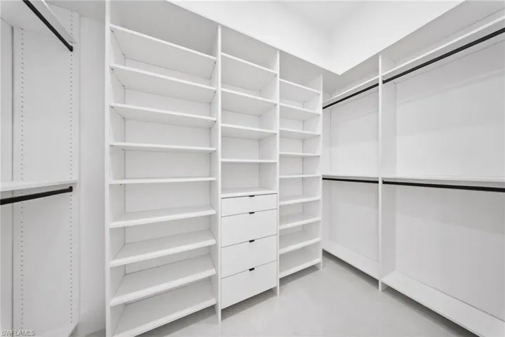 Master custom closet (Hers)
