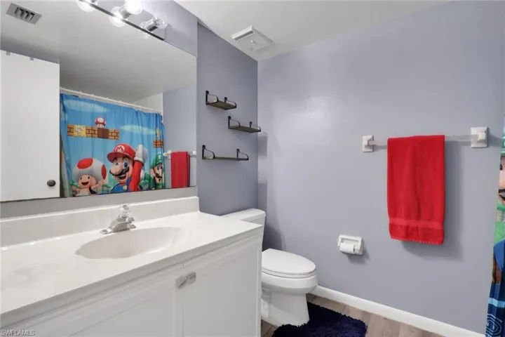 5741  Gage  LN, Naples, FL 34113