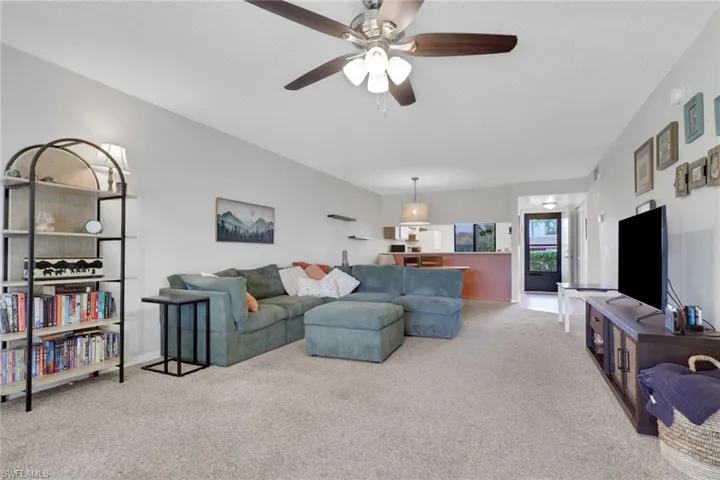 5741  Gage  LN, Naples, FL 34113