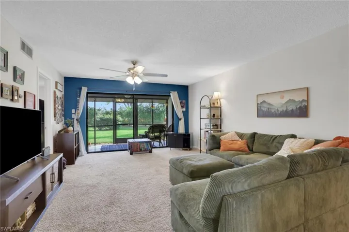 5741  Gage  LN, Naples, FL 34113