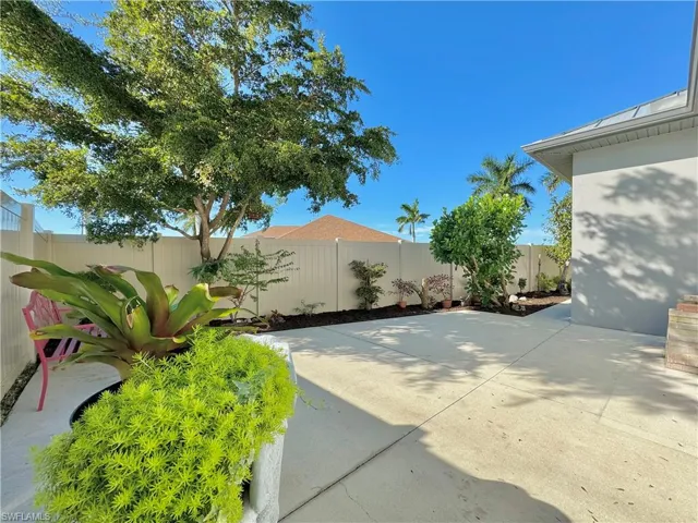 Zen Garden-left handside of home, Large enough for a trailer