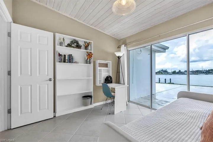 168 Morgan Ln Se, Port Charlotte, Florida 33952