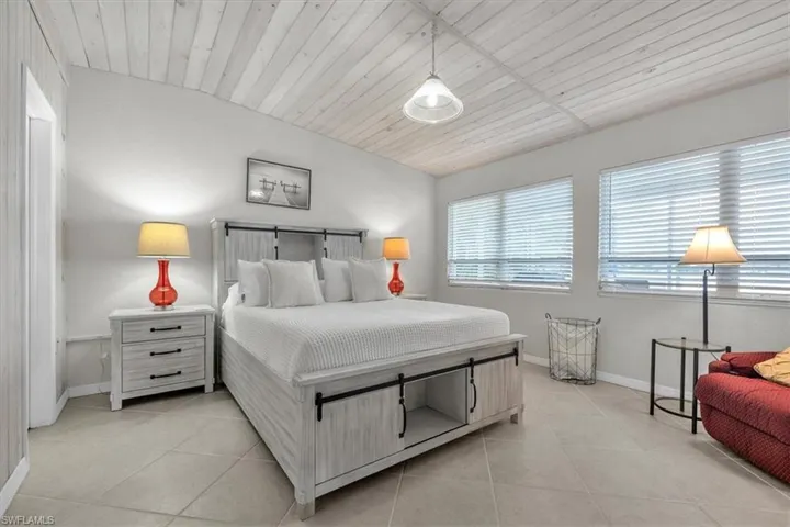 168 Morgan Ln Se, Port Charlotte, Florida 33952