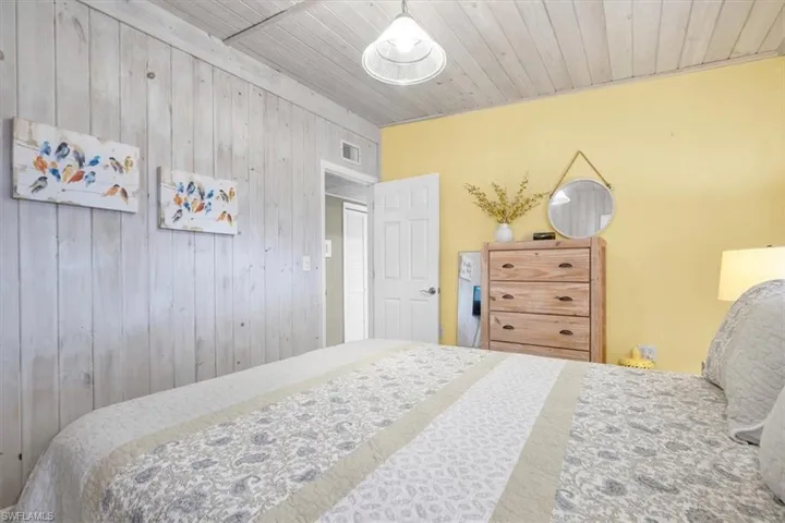 168 Morgan Ln Se, Port Charlotte, Florida 33952