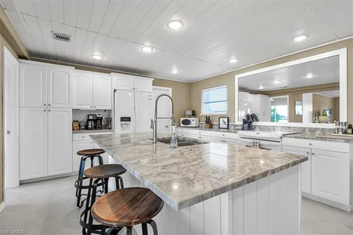 168 Morgan Ln Se, Port Charlotte, Florida 33952