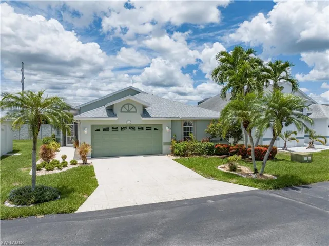 3762  Sabal Springs  BLVD, North Fort Myers, FL 33917