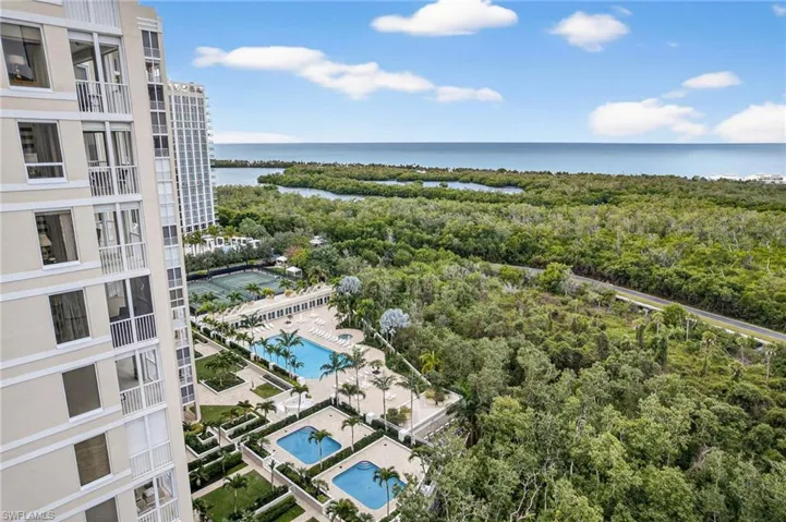7117 Pelican Bay Blvd 1408, Naples, Florida 34108