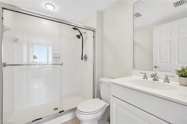 7117 Pelican Bay Blvd 1408, Naples, Florida 34108