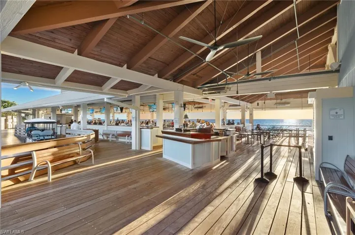 7117 Pelican Bay Blvd 1408, Naples, Florida 34108