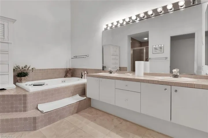 11672  Quail Village  WAY, Naples, FL 34119