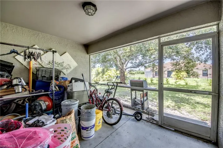 112 Se 24th Ave, Cape Coral Fl 33990