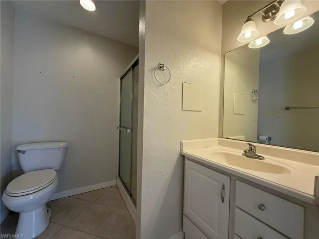 224 SE 3rd  TER, Cape Coral, FL 33990