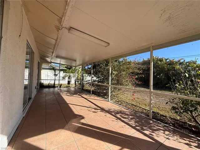224 SE 3rd  TER, Cape Coral, FL 33990