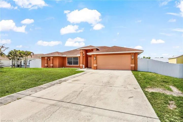 5547  Barth  ST, Lehigh Acres, FL 33971