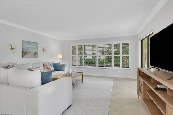 5964 Pelican Bay Blvd 415, Naples, Florida 34108