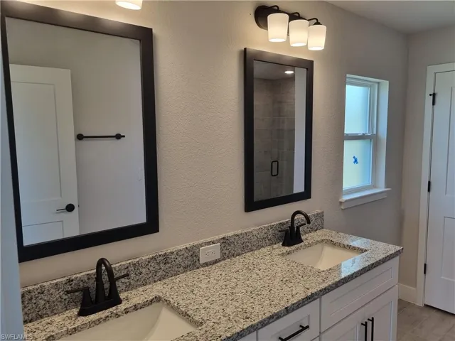 4354 NW 34th  AVE, Cape Coral, FL 33993