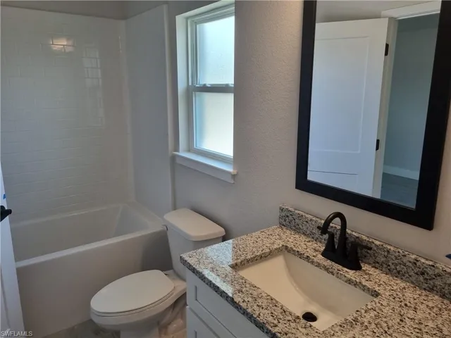 4354 NW 34th  AVE, Cape Coral, FL 33993