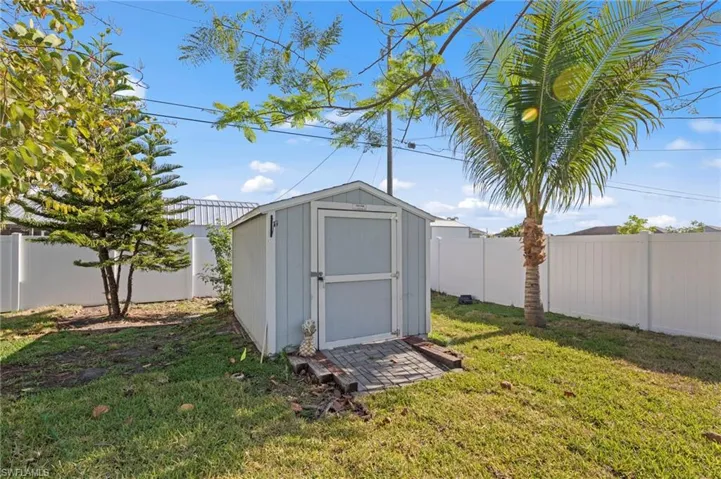 311 Sw 19 Ln, Cape Coral, Florida 33991