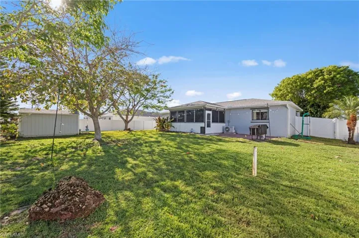 311 Sw 19 Ln, Cape Coral, Florida 33991