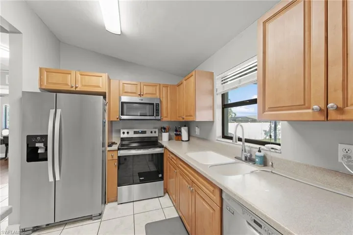 311 Sw 19 Ln, Cape Coral, Florida 33991