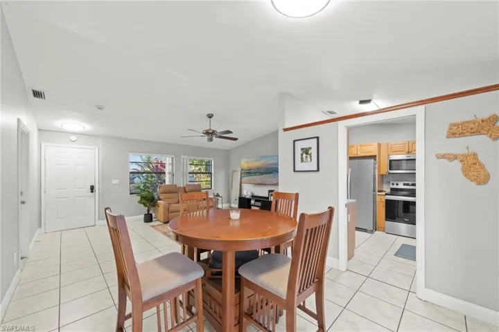 311 Sw 19 Ln, Cape Coral, Florida 33991