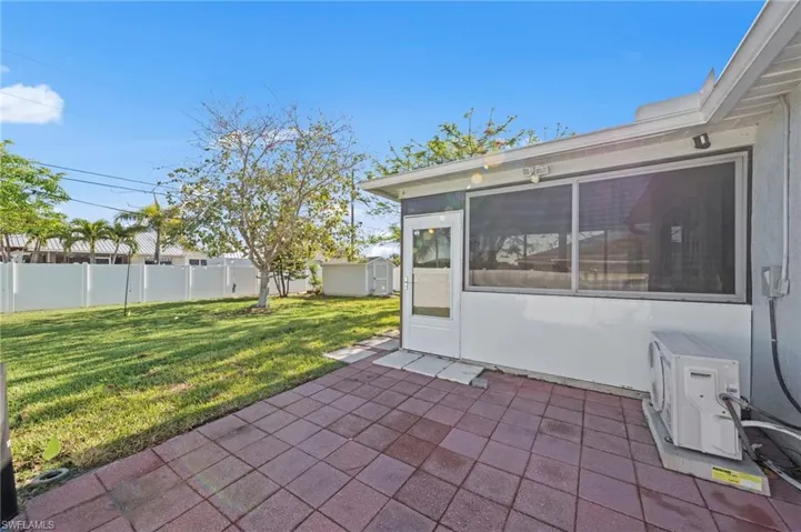 311 Sw 19 Ln, Cape Coral, Florida 33991
