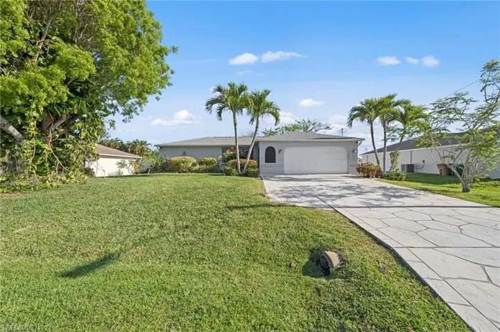 311 Sw 19 Ln, Cape Coral, Florida 33991